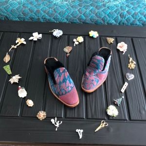 Worn Once Free People Mules🤗!